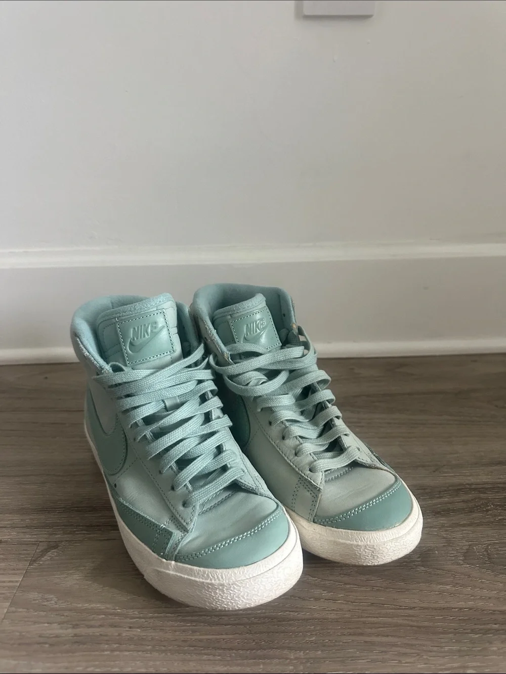 Nike Blazer Mid Sneaker in Green